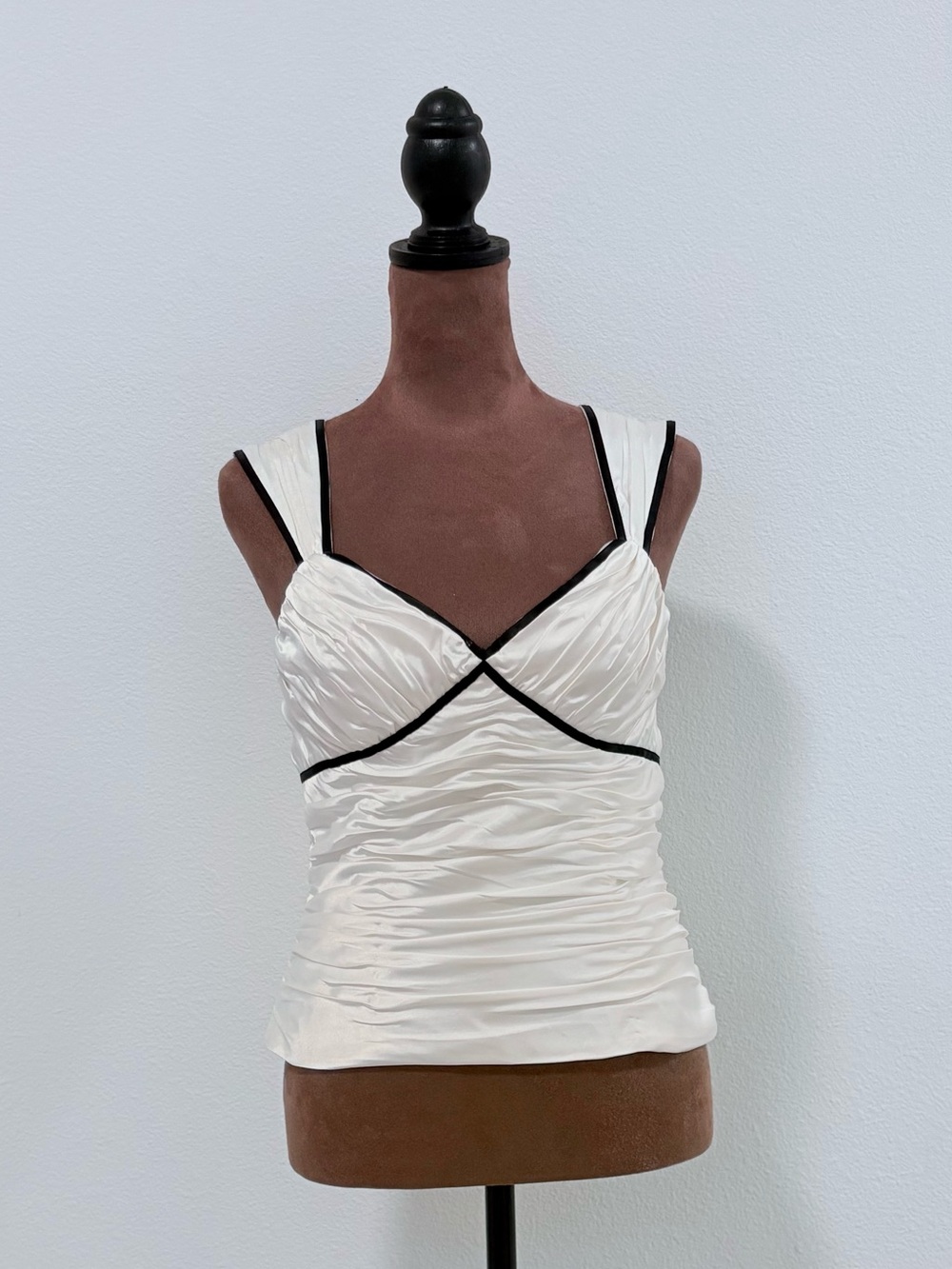 Adrianna Papell Evening Essentials Off-White with Black Accent Top